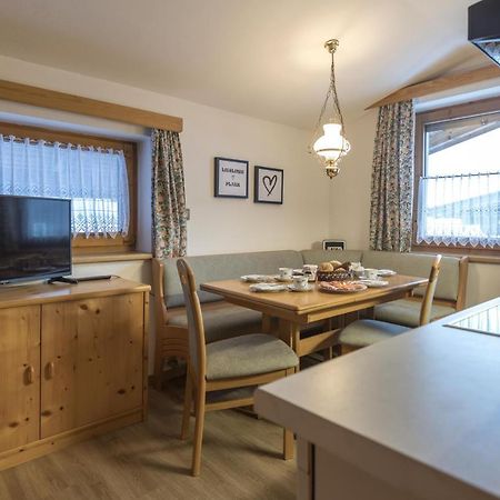 Haus Carmen Apartment Stumm Bagian luar foto