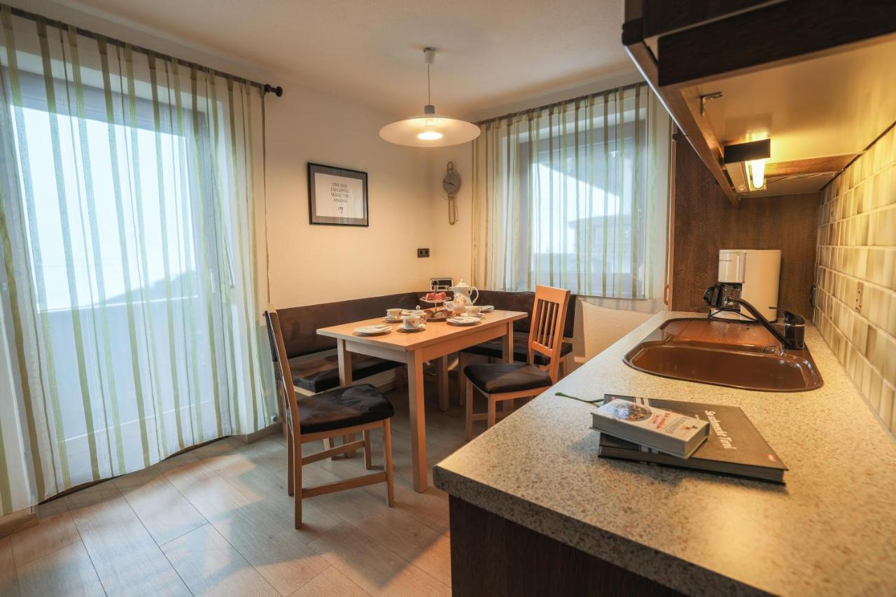Haus Carmen Apartment Stumm Bagian luar foto