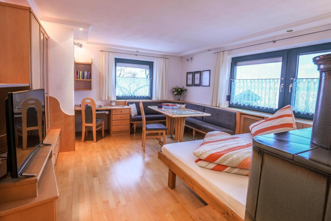 Haus Carmen Apartment Stumm Bagian luar foto