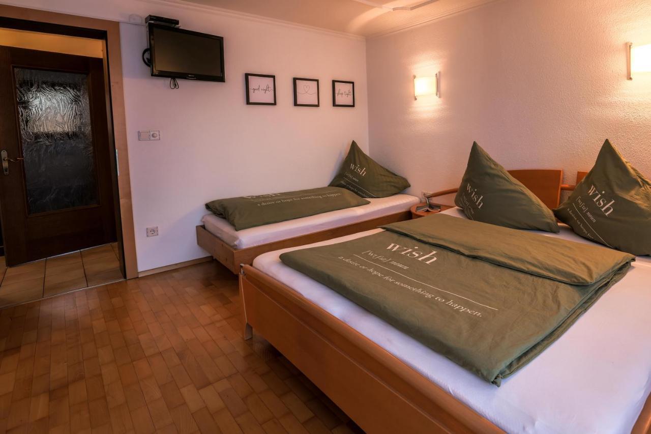 Haus Carmen Apartment Stumm Bagian luar foto