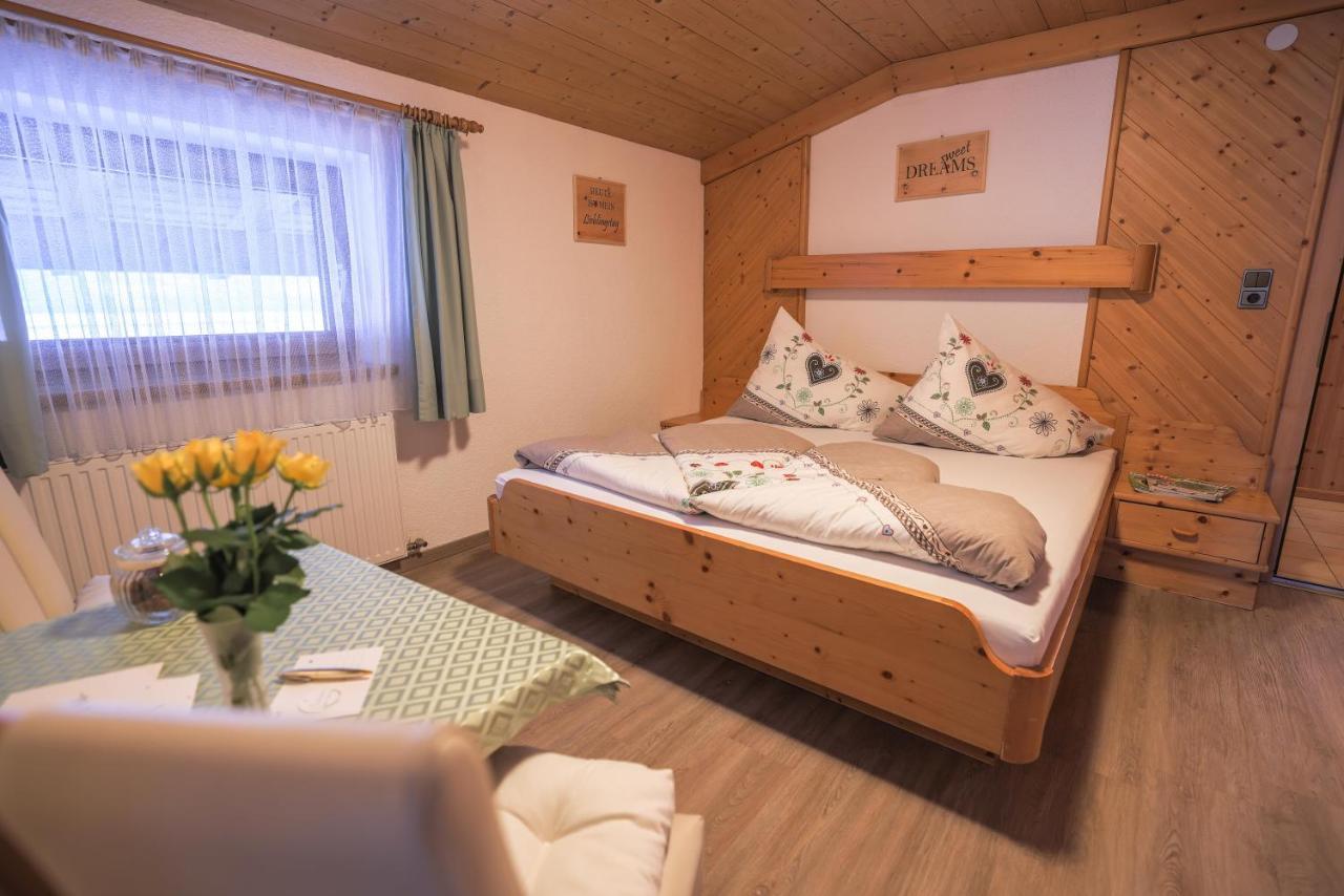Haus Carmen Apartment Stumm Bagian luar foto